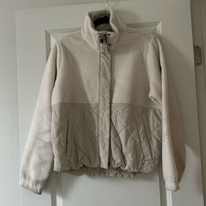 vuori fleece full zip size S